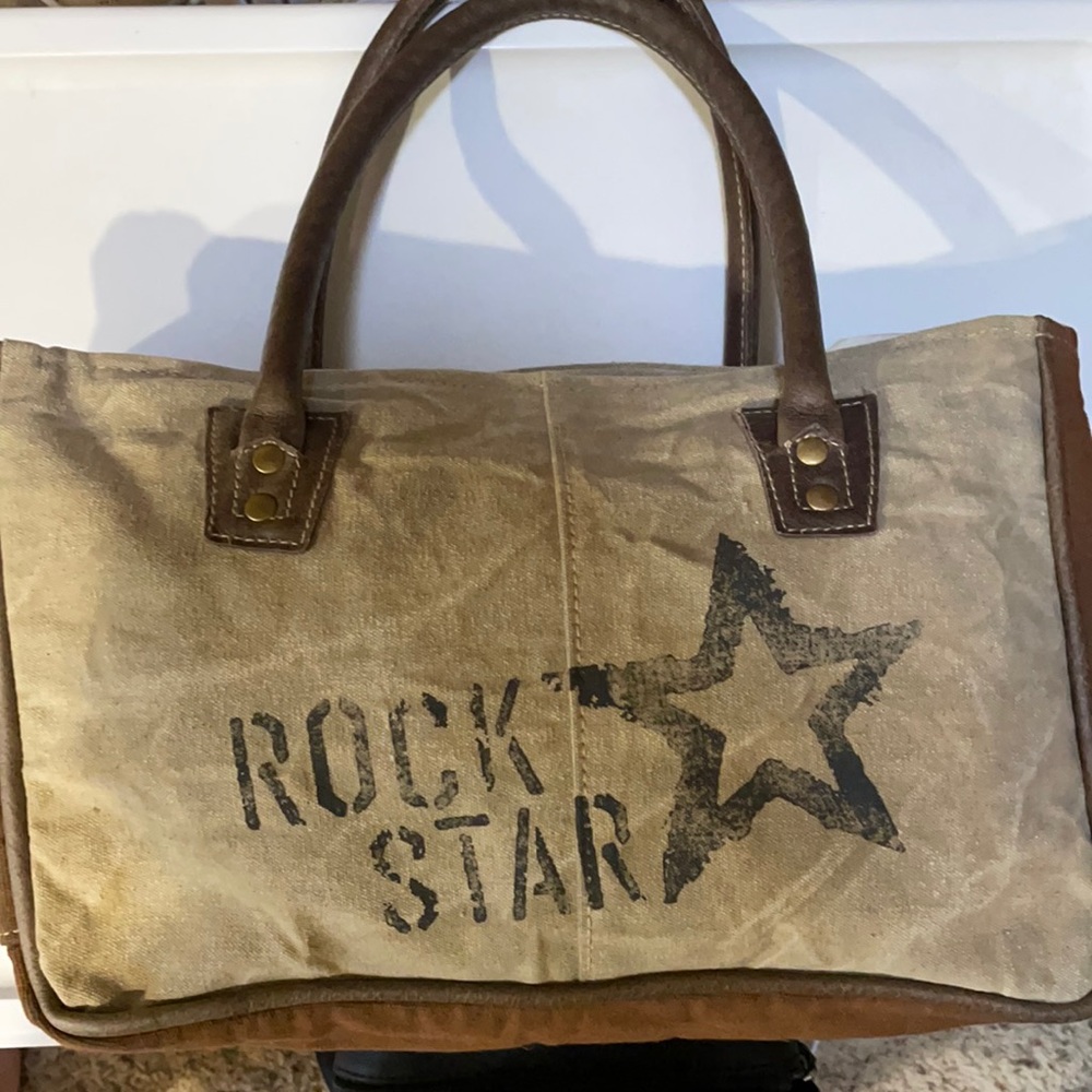 Myra bag